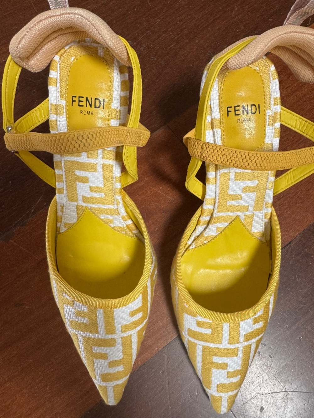 Fendi Colibri